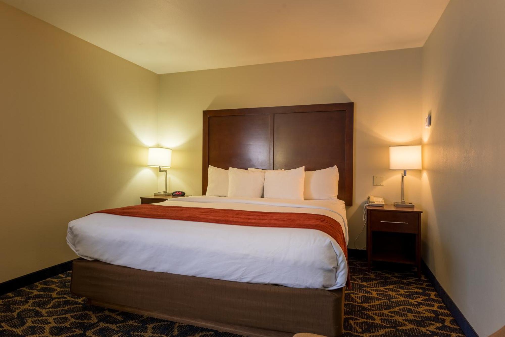 Comfort & Alamosa