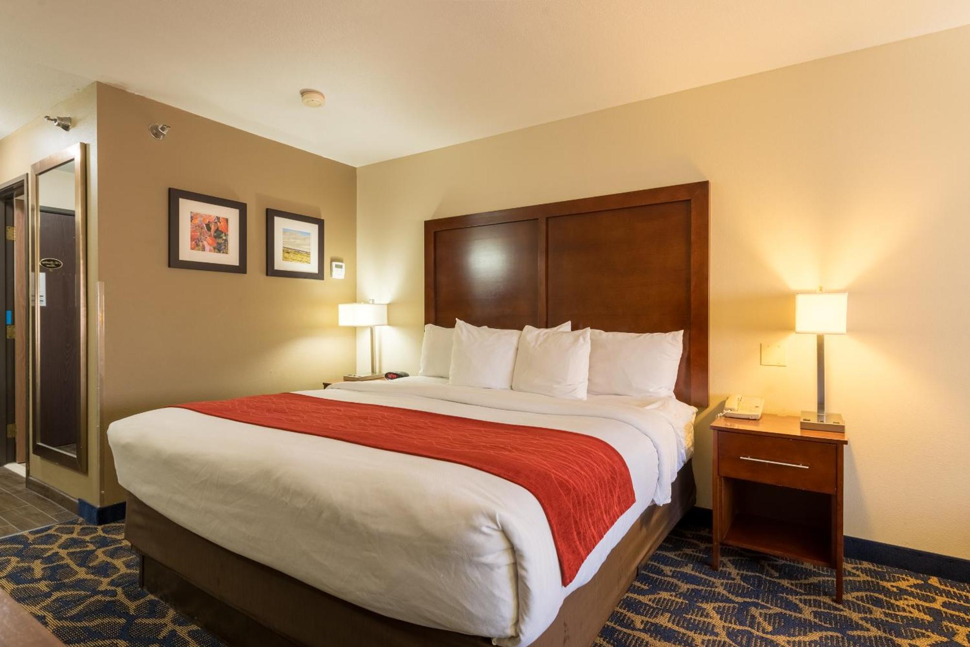 Hotel Comfort &