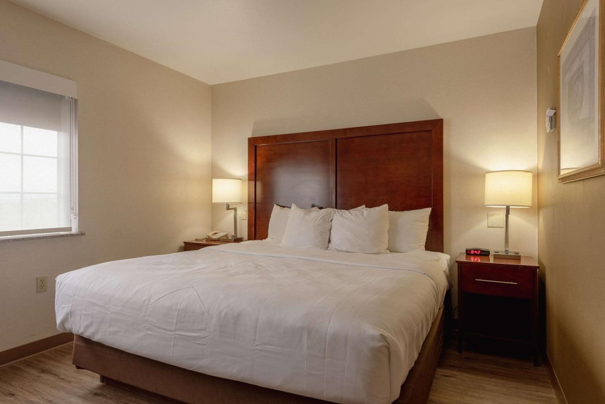 Comfort & Alamosa